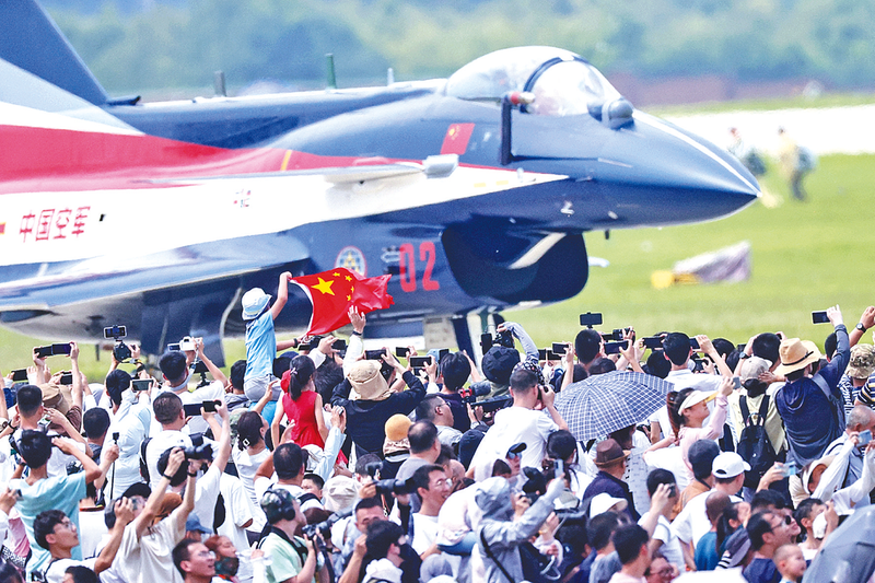 国产黑丝操逼资源长春航空展迎来首个公众日